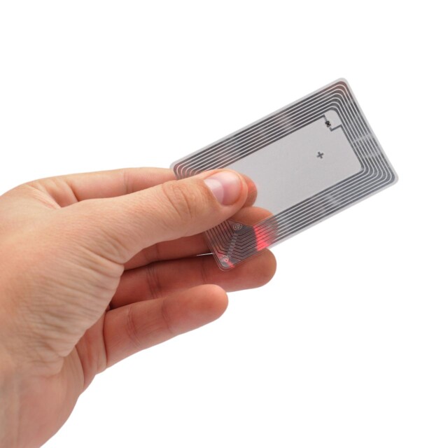 Etykieta RFID